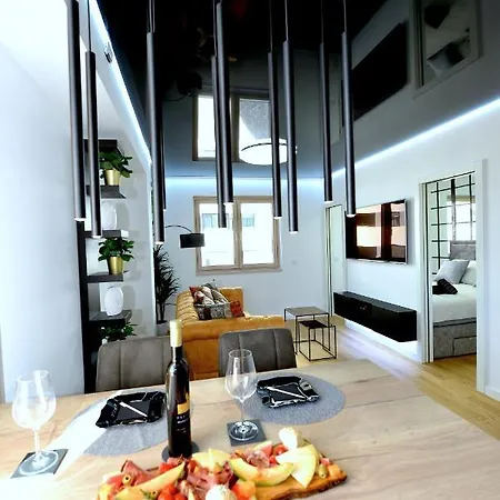 Exclusive 아파트 *