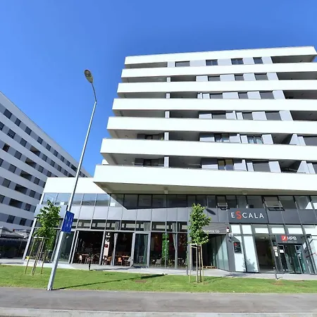 Exclusive Apartment *